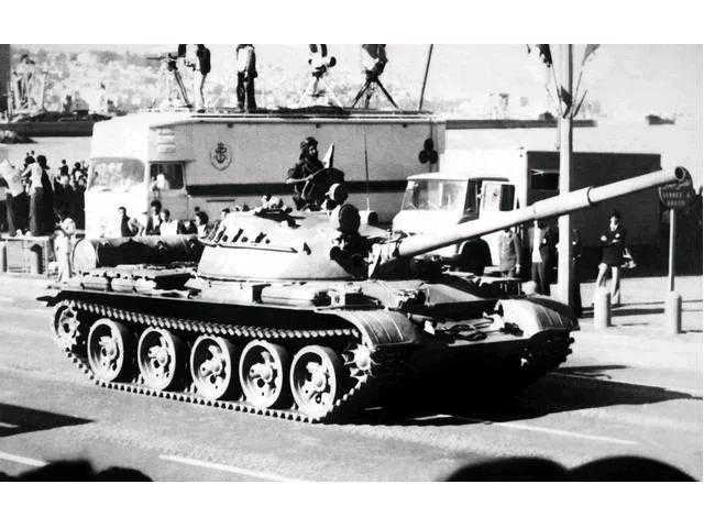 T-62主战坦克