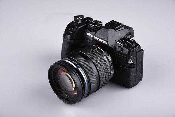 旗舰大升级 奥巴两代E-M1机身对比体验