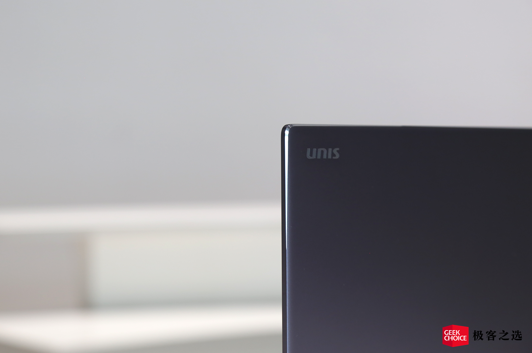 紫光计算机 Unis 14T 体验：外观年轻大方，内在「实用至上」