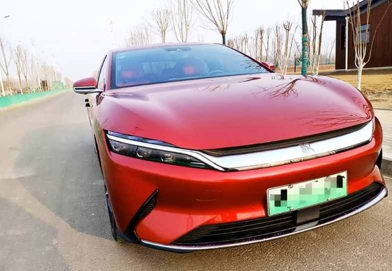 喜提比亚迪汉EV，3000公里后有话说，优缺点说给你听