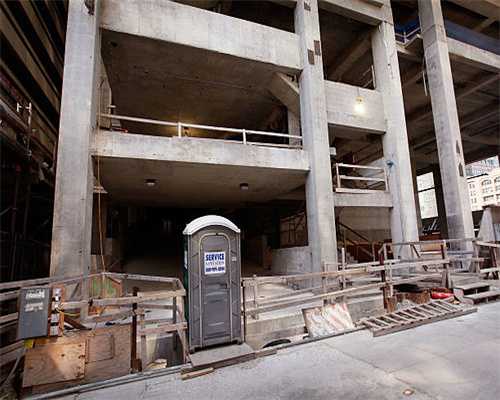 中国船舶租赁（03877.HK）11月12日收盘下跌1.21%，成交741.02万港元